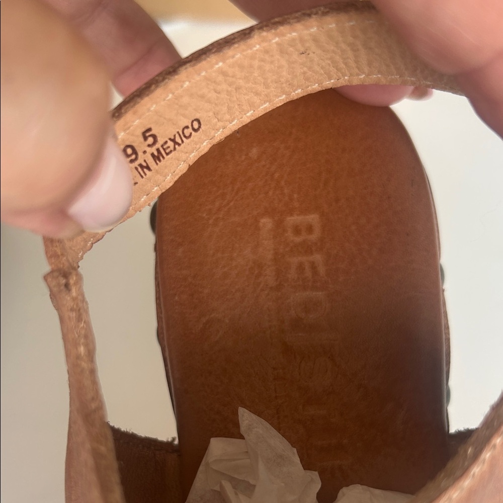 Bed Stu Tan Leather Wood-Platform Wedge Sandals - Picture 5 of 6